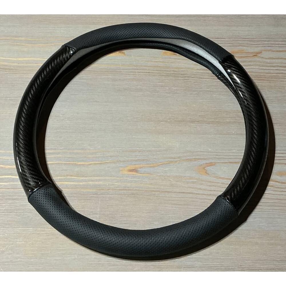 NEW Universal Black Carbon Fiber/Leather Steering Wheel Cover